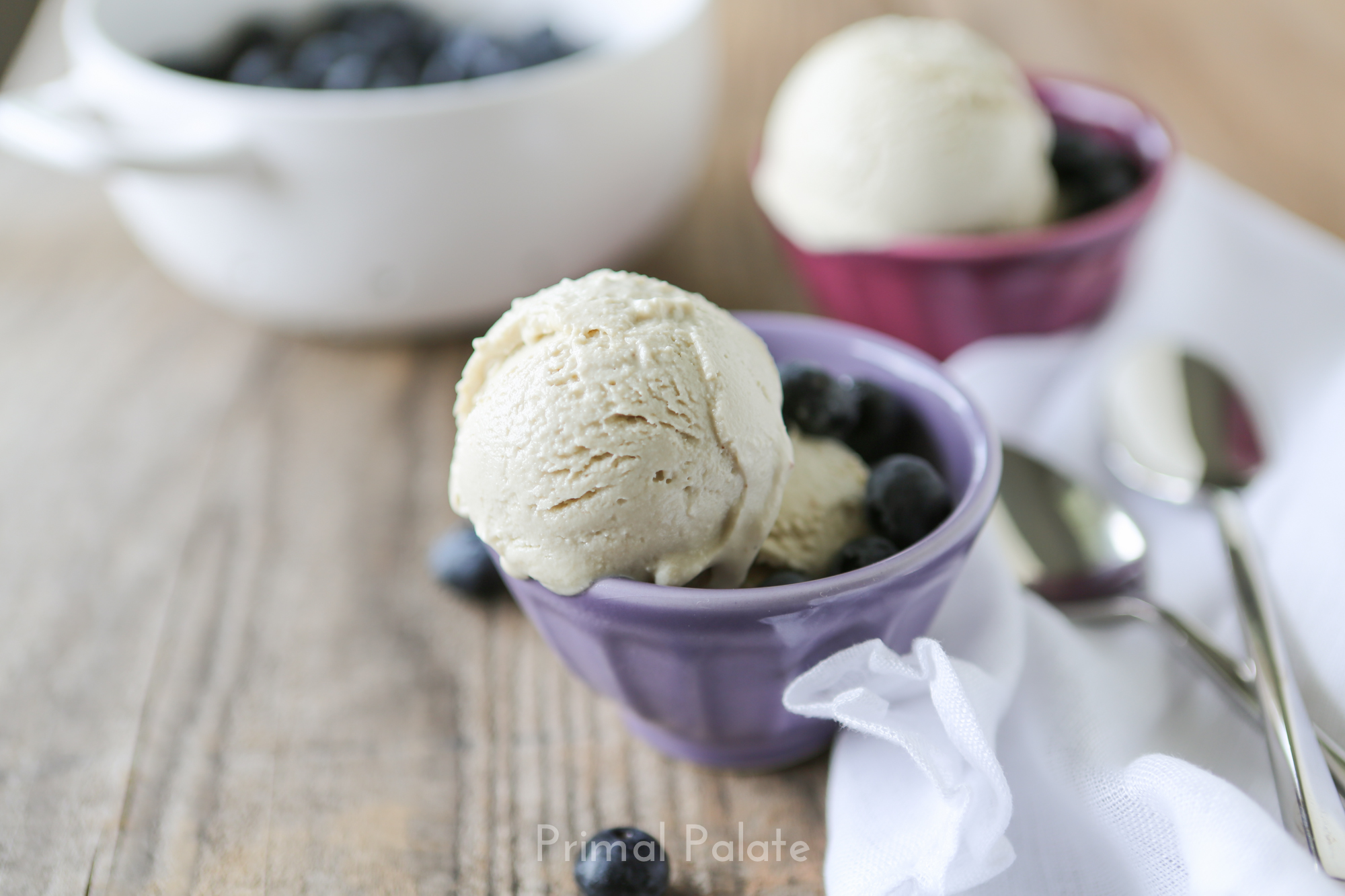 Vegan Vanilla Ice Cream (Cashew Base) • It Doesn't Taste Like Chicken