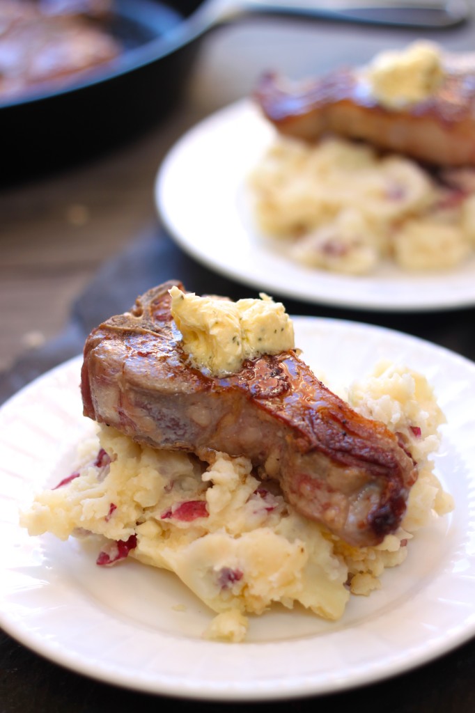 Lamb chops and mashed potatoes