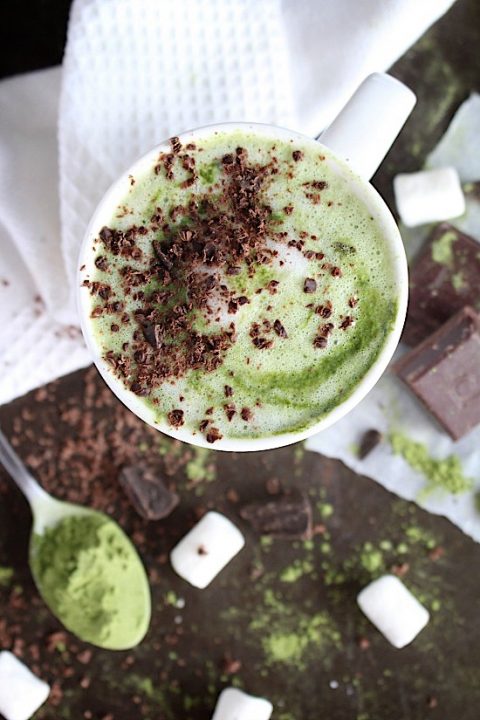 Creamy Vanilla Matcha Latte Recipe